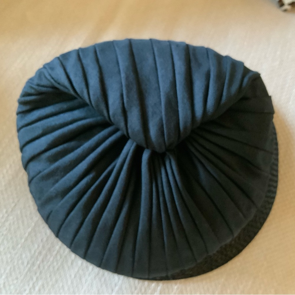 Vintage Christian Dior Hat - Picture 5 of 8